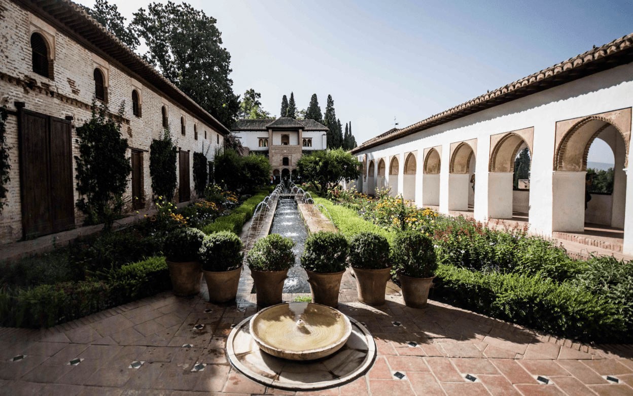 chiara_travel_psych_psychologist_granada_andalusia_spagna_23