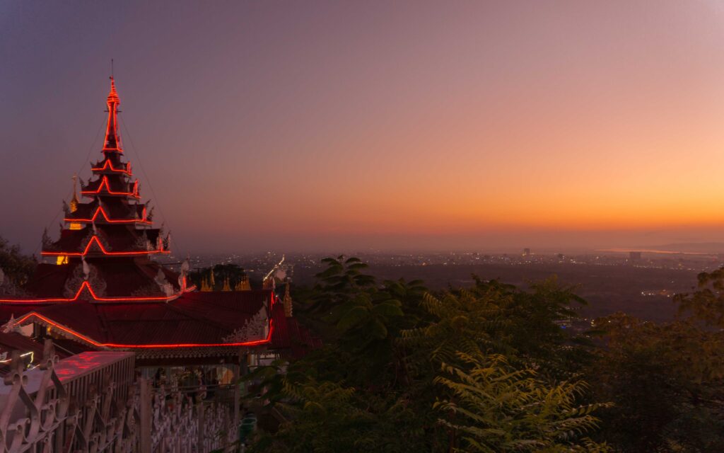 tramonto a Mandalay
